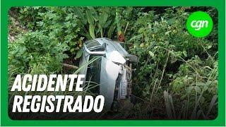 Carro despenca em ribanceira às margens da PE-71, em Chã Grande