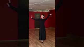 Как вы думаете она красивая? #кавказ #dance #wedding #свадьба #music #танец #лезгинка #reels