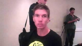 Luke Puskedra talks before 2015 BOA Chicago Marathon