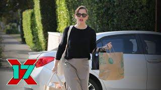 Jennifer Garner Goes Grocery Shopping For Ben Affleck