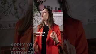 How to spray perfume?