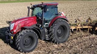 McCormick X7.624 VT-Drive - Plowing