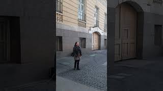 Творчество талантливых людей! Дело было в Питере.  Жизнь других. Всё просто.