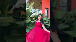 Elegance in crimson  #kesariya #arijitsingh #song #brahmastra #music #trending #viralshorts