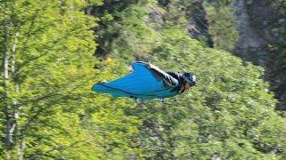 Wingsuit base jumping walenstadt 2015