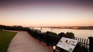 Visit Natchez Mississippi : A Local's Guide to Top Attractions, Dining & More