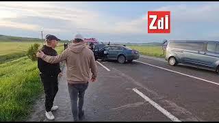 Impact violent pe drumul morţii. Două persoane au fost transportate la spital