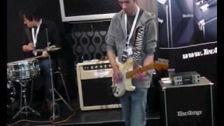 Manuel Bastian Musikmesse 2009 THC Amps