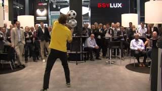 Erik Borgman, soccer juggler YT