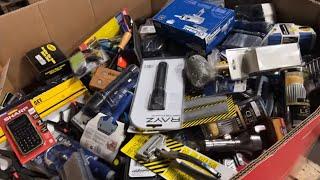 I Bought a Mountain of New Tools from an Estate Buyer!