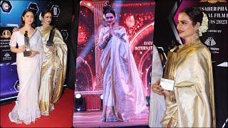 Actress Rekha honoured with Outstanding Contribution to Film Industry Award at DPIFF 2023 #rekha