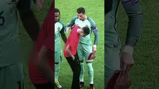 Ronaldo And His Fan ️‍🩹 #football #shorts #cristianoronaldo #ronaldo #portugal #cr7fans #funny