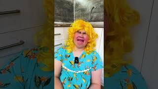  МАМА СОБИРАЕТ УТРОМ В ШКОЛУ 