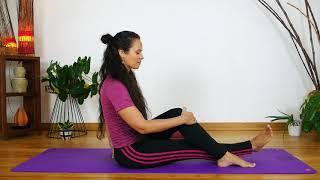 Hatha Yoga - routine du soir - étirement cervicales et dos - soulager les jambes lourdes