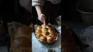 Buttermilk Dinner Roll #food #thanksgiving