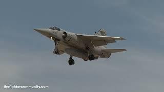 Llegada de 3 cazas Mirage F-1M del Ala 14 a la Base Aérea de Zaragoza. Ejercito del Aire.