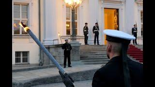 Serenade before the state banquet for Italy's President