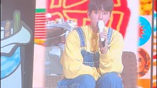 [엑소_백현] 건배사 추천하다가 엑소엘 울리는 백현이 (ft. 아이앤비100)