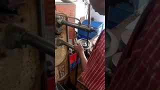 Spot welding machine and operation