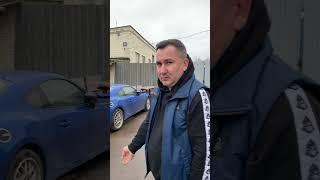 Блондинка в автосервисе