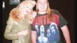 Gwen Stefani - I Am Your Biggest Fan (Rare Photos Spanning 1995-2010)