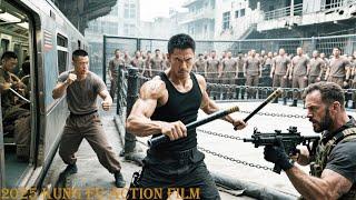 2025 Kung Fu Action Film: The young man infiltrates a gang's lair and wipes out an entire gang unit.