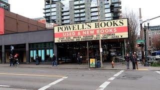 Worlds Biggest Independent Bookstore POWELL'S BOOKS Portland, Oregon #Kreepers