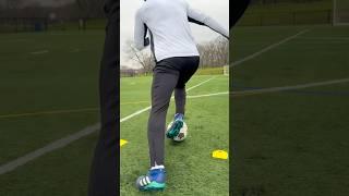 Hesitation skill move ️ #soccer #football #shorts