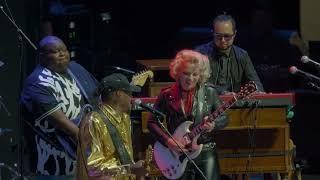 Eric Gales, Samantha Fish & Christone Kingfish Ingram - Going Down (Eric Clapton's Crossroads 2023)