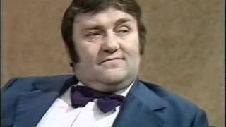 Parkinson - Les Dawson - 1974.avi