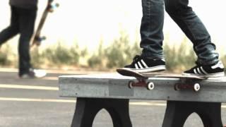 Plus ledge game of skate slow motion