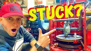 ​​HOW TO LUBRICATE A CRAFTSMAN MTD CUB CADET SNOWBLOWER DRIVE GEAR HEX SHAFT