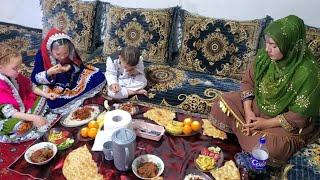 تجلیل از شب اول عید _پوشیدی لباس جدید پختن برنج  گوشت .