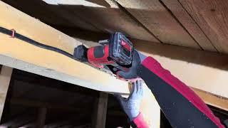 Cum fixăm cablurile pe lemn? Milwaukee M12 BCST