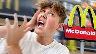 HAUSVERBOT bei McDonald bekommen wegen der Aktion....