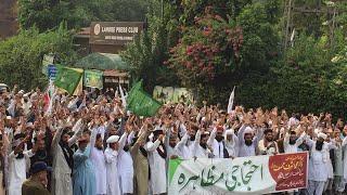 ڈاکٹر جلالی صاحب پر مختلف اضلاع میں پابندیاں کے خلاف احتجاجی مظاہرہ پریس کلب