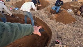 Digging Native American Arrowheads And Other Stone Artifacts : Digstock