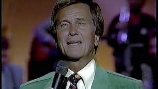 Pat Boone sings Moody River