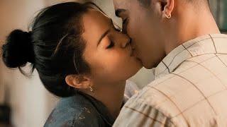 Only Murders in the Building 1x09 Kiss Scene - Mabel and Oscar (Selena Gomez)