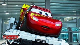 Lightning's First Time Racing on The Simulator | Pixar Cars