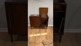 We set up our retro record player cabinet! #interiordesign #retro #homedecoration