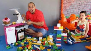 MONTAMOS LEGO GIGANTE NO PLAYGROUND - Lucas Vasconcelos