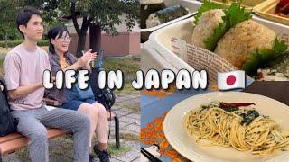 Daily LIFE in Japan : Japanese Couple Day in the Life of Enjoying a Picnic!