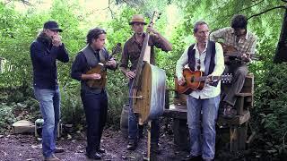 The Old Yellers Acoustic Band Sings "Natural Man"