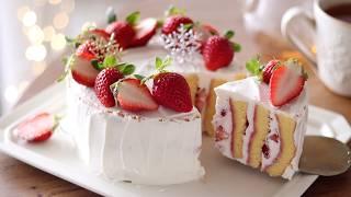 Cake for Christmas Strawberry and Mascarpone Cheese Cream Cake