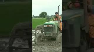 JohnDeere tractor stuck in mud #shorts #johndeeretractors #womentractordriving #tractors #famous