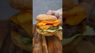 Burger gourmand et facile à faire !! #burger #hamburger #cheeseburger #seizemay #recettefacile