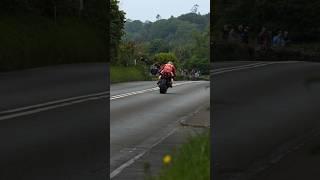 Isle of Man TT FLAT OUT!