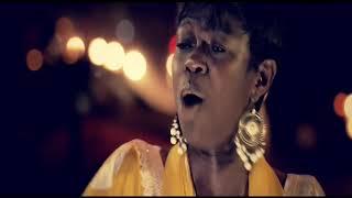 Cynthia Maccauley-Woye wura( Worship Medley)