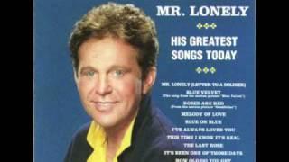 Bobby Vinton Blue Velvet (New Version)